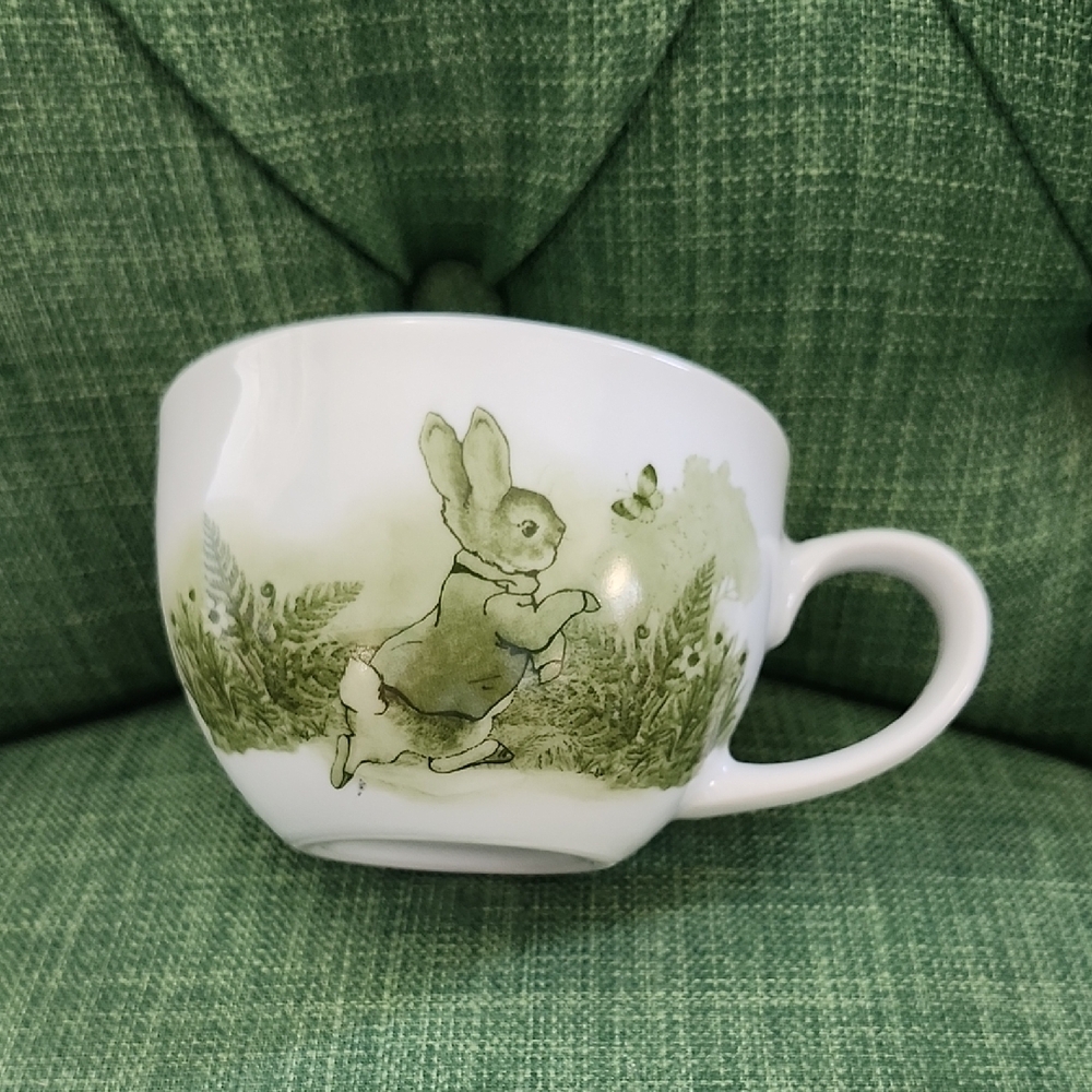 Beatrix Potter Peter Rabbit Teacup NWOT